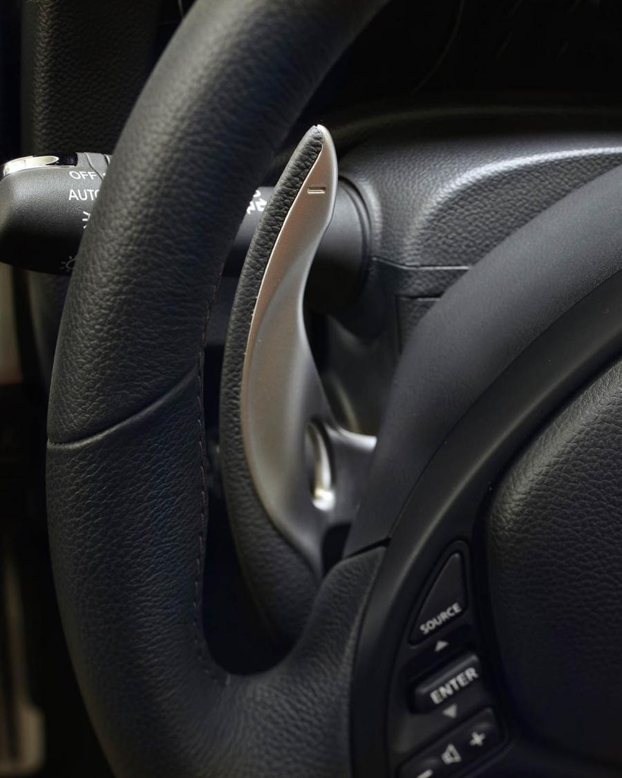  Infiniti G37 IPL Convertible 2013 года  (фото 9 из 37)